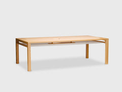 Toami Table